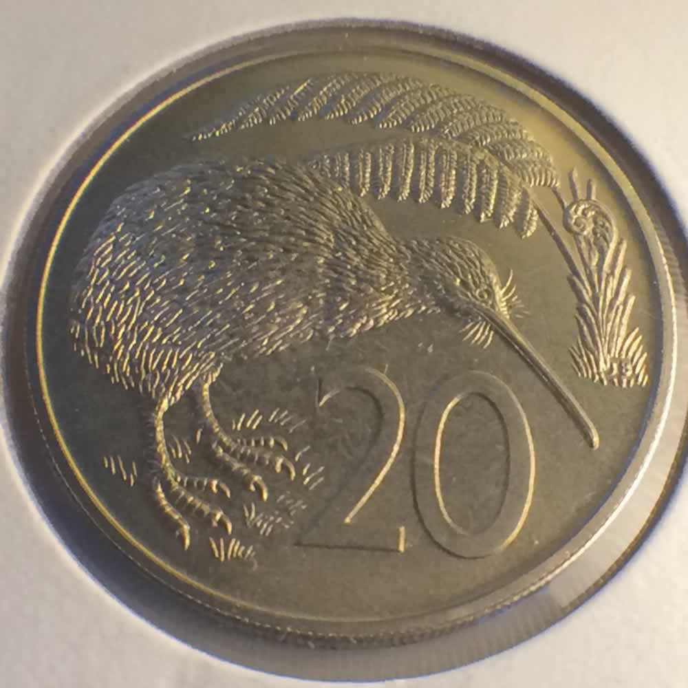 New Zealand 1968  20 Cents Kiwi Coin ( 20C ) - Reverse