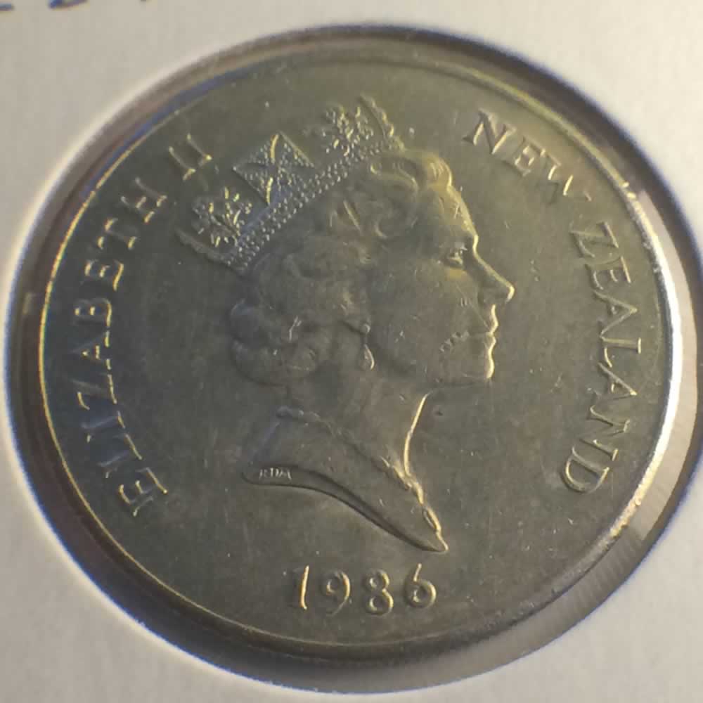 New Zealand 1986  20 Cents Kiwi Coin ( 20C ) - Obverse