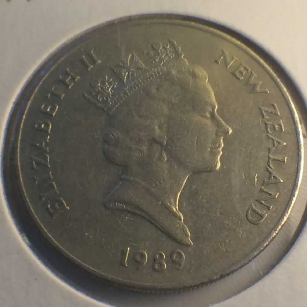 New Zealand 1989  20 Cents Kiwi Coin ( 20C ) - Obverse