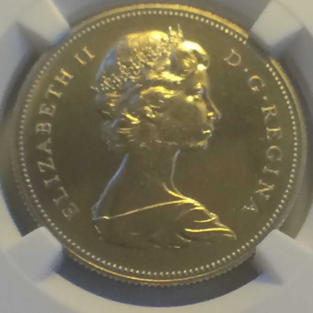 Canada 1973  Canadian Fifty Cents ( C50C ) - Obverse