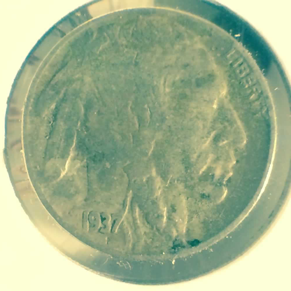 US 1937 D Buffalo Nickel ( 5C ) - Obverse
